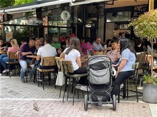 Καφετεριούχοι κατά δημάρχου Λαρισαίων