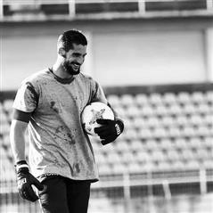 Και όμως... είναι ακόμα «ελεύθερος» ο τερματοφύλακας Λαμπρόπουλος!