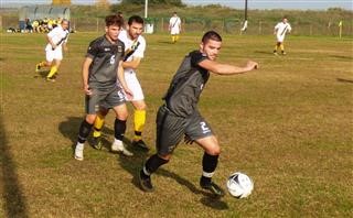 Με ανατροπή, μεγάλη νίκη για το Μαυροβούνι (PICS)