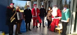 Χριστουγεννιάτικες εκδηλώσεις σε σχολεία και παιδικούς σταθμούς του Δήμου Τεμπών