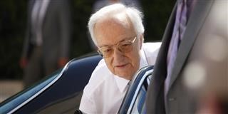  ΧΡΗΣΤΟΣ ΣΑΡΤΖΕΤΑΚΗΣ: Στην εντατική ο πρώην Πρόεδρος της Δημοκρατίας