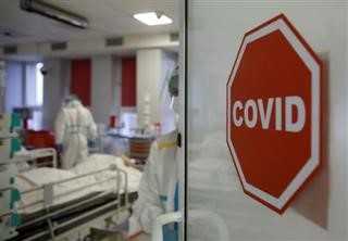 ΠΟΕΔΗΝ: 100 διασωληνωμένοι εκτός ΜΕΘ