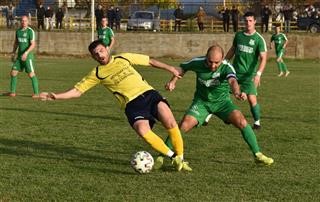 Συναρπαστική αναμέτρηση στη Ροδιά, δίχως νικητή (PICS)