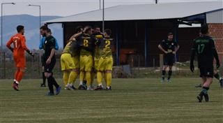 Ακόμη σκοράρει ο Φαλανιακός! (PICS)