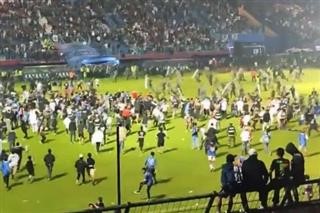  ΙΝΔΟΝΗΣΙΑ: Πάνω από 174 οι νεκροί στον ποδοσφαιρικό αγώνα