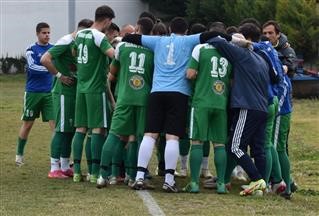 Τόπο στα νιάτα στη Νίκαια!