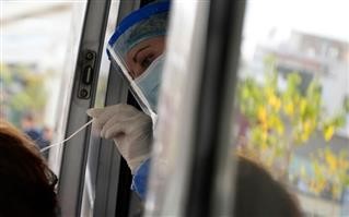  KOΡΩΝΟΪΟΣ: 10.005 νέα κρούσματα, 46 θάνατοι και 298 διασωληνωμένοι