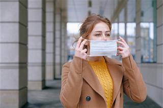  KΟΡΩΝΟΪΟΣ: Χαλάρωση των μέτρων μετά το Πάσχα