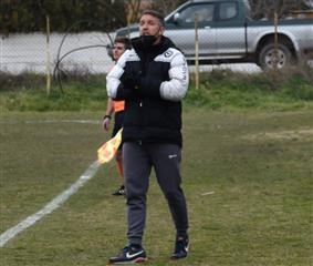 Ανανέωσε με την Πελασγιώτιδα ο Κώστας Μπακατσής