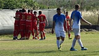 «Μεθυσμένη πολιτεία» η Αγιά! Ο Δωτιέας στη Γ’ Εθνική (PICS)