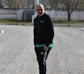 Παραμένει στον πάγκο του Αχιλλέα Φαρσάλων ο Βασίλης Μπακογιάννης