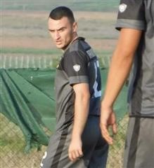 Παραμένει ο Μπέτσης στο Μαυροβούνι