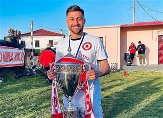 Ανανέωσε στον Δωτιέα Αγιάς ο Χατζής