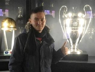 Ο Ηρακλής Μαντζιώκας ευχαριστεί…