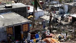  ΜΕΞΙΚΟ: 48 νεκροί από το πέρασμα του τυφώνα Ότις στο Ακαπούλκο