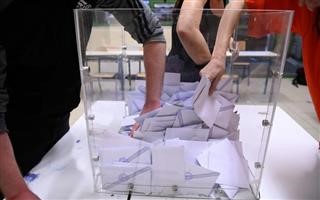  SINGULAR LOGIC: Πρώτη εικόνα από τις κάλπες γύρω στις 22:30 την Κυριακή