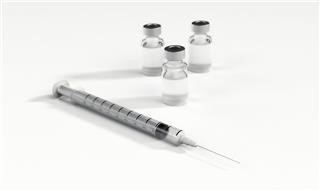  Κοροναϊός: Πότε ξεκινούν οι εμβολιασμοί