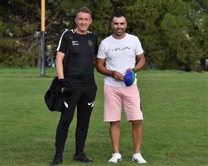 Οι φιλίες μένουν στο ερασιτεχνικό ποδόσφαιρο… (PICS)