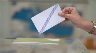 Όλη η χώρα μια περιφέρεια με σταυρό και επιστολική ψήφο