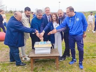 Οικογενειακό διπλό, κοπή πίτας και… μπάρμπεκιου! (PICS)