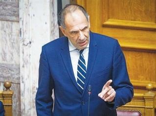 Δύο σταθμάρχες σε κάθε σταθμό, λιγότερα δρομολόγια