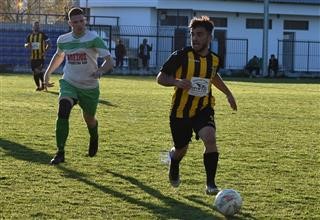 Μονομα(Χ)ία χωρίς νικητή στη Νεάπολη (PICS)