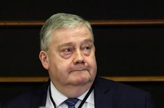  Ελεύθερος με βραχιολάκι ο ευρωβουλευτής Μαρκ Ταραμπέλα