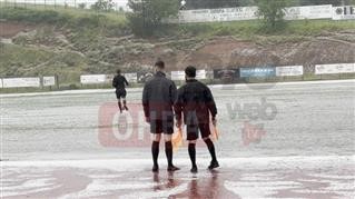  Σφοδρή χαλαζόπτωση σε αγώνα ποδοσφαίρου στη Θήβα