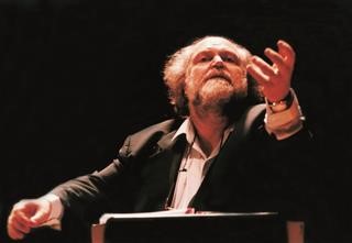 Στην εντατική ο μουσικοσυνθέτης Γιάννης Μαρκόπουλος