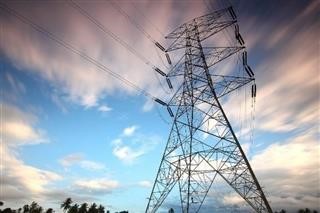  Ενέργεια: Έως και 50% μειώθηκε η τιμή στο ηλεκτρικό ρεύμα