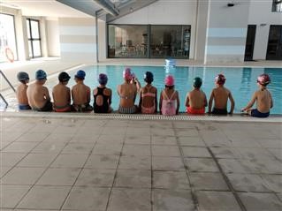 Προγράμματα κολύμβησης για τους μικρούς κατασκηνωτές