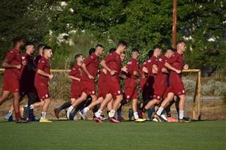 Ρίχτηκαν στη δουλειά με το «καλημέρα» στο Καρπενήσι