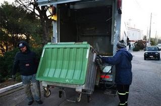 Δυσχέρειες στην αποκομιδή απορριμμάτων λόγω πλημμυρικών φαινομένων