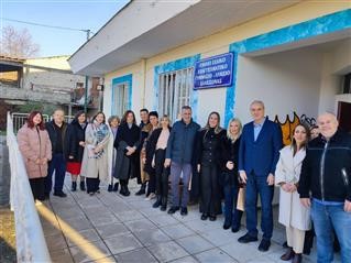 Δώρα στα παιδιά του Ενιαίου Ειδικού Επαγγελματικού Γυμνασίου-Λυκείου Ελασσόνας