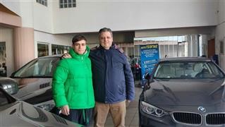 AUTO TSOGIAS: «Ανεβάζει» τους παίκτες ψυχολογικά, δίνοντάς τους αυτοκίνητα 
