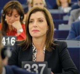 Αποσύρεται από τις ευρωεκλογές η Άννα Μισέλ Ασημακοπούλου