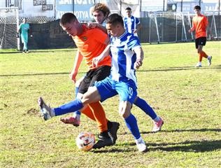 Gallery φωτογραφιών από τον αγώνα Αστραπή Ν.Π. – Απόλλων Λάρισας!