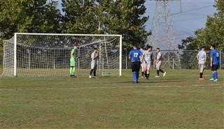 Από έναν βαθμό Μαχητής και Αμπελόκηποι