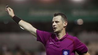 O διαιτητής στο ματς Κυπέλλου ΑΕΛ - Ατρόμητος