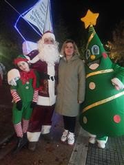 Λαμπερή φωταγώγηση του Χριστουγεννιάτικου δέντρου στο Ομορφοχώρι!