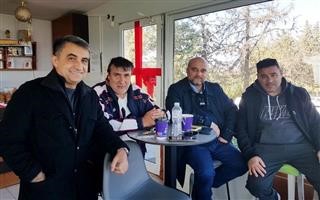 Aγάπη για τις Aκαδημίες