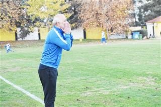 Gallery φωτογραφιών από τον αγώνα Αετός Μακρυχωρίου – Ηρακλής Λάρισας!