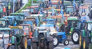  ΜΠΛΟΚΟ ΝΙΚΑΙΑΣ: Κλείνουν και τις παρακαμπτήριες οι αγρότες