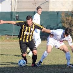Υποστολή σημαίας στον Φαλανιακό 