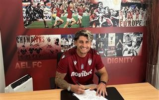 Oι κίτρινες της ΑΕΛ στην Super League