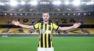 Στην ΑΕΚ ο Μπάρναμπας Βάργκα 