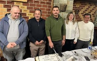 Ο Μύτικας Καλυβίων έκοψε την πίτα του και απολαμβάνει την κορυφή