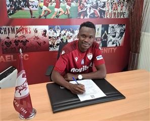 Παίκτης της ΠΑΕ ΑΕΛ Novibet o Πιόνε Σίστο