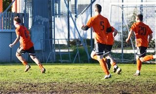 Τρίποντο με κεφαλιά του Δημήτρη Νικολακούλη για την Αστραπή!