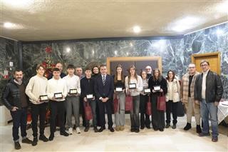  Νεαρούς αθλητές και αθλήτριες του ΝΟΛ βράβευσε ο Δήμαρχος Λαρισαίων 